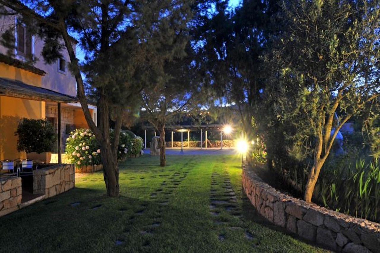 Hotel Il Piccolo Golf Porto Cervo Exterior photo