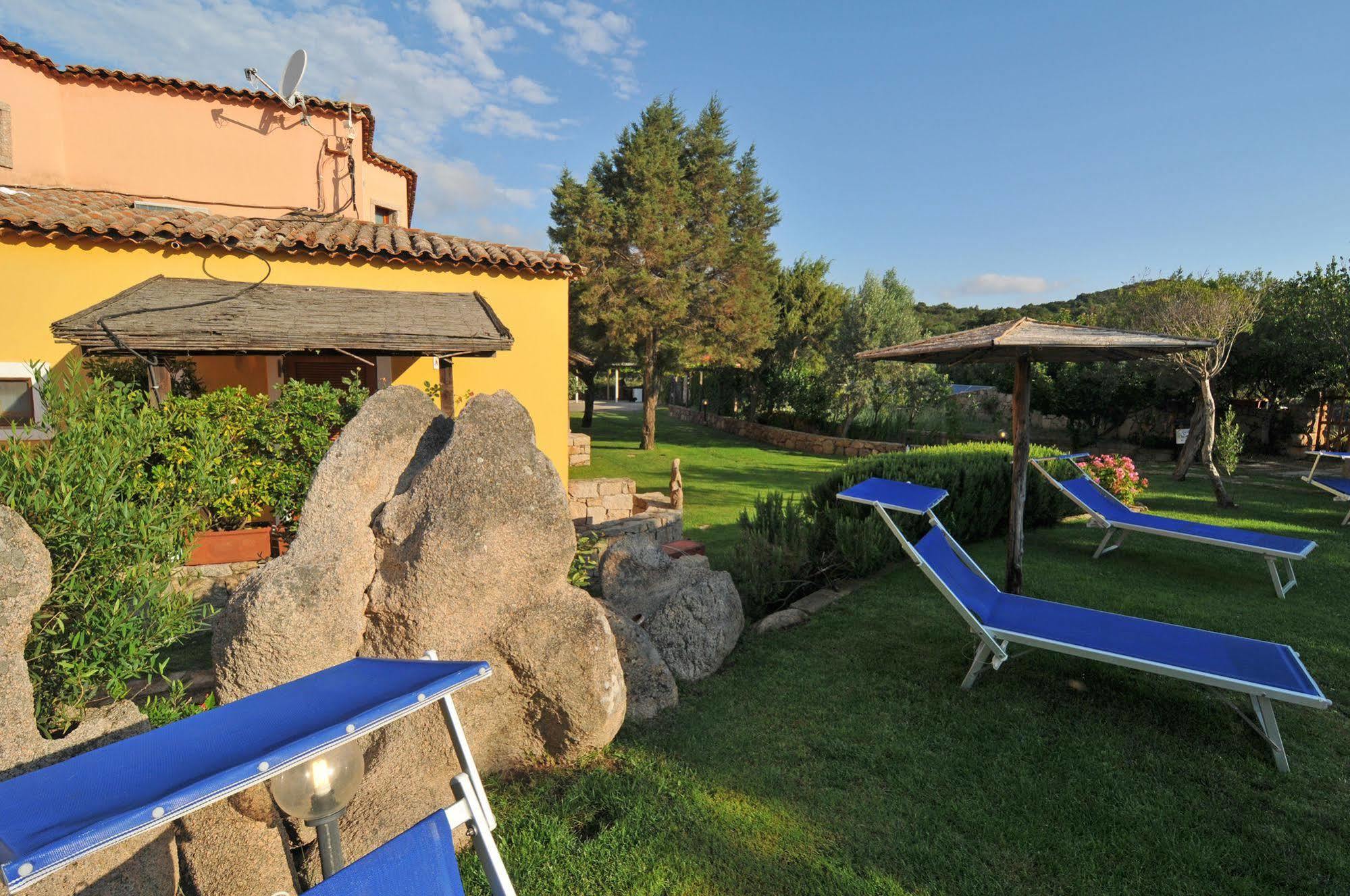 Hotel Il Piccolo Golf Porto Cervo Exterior photo